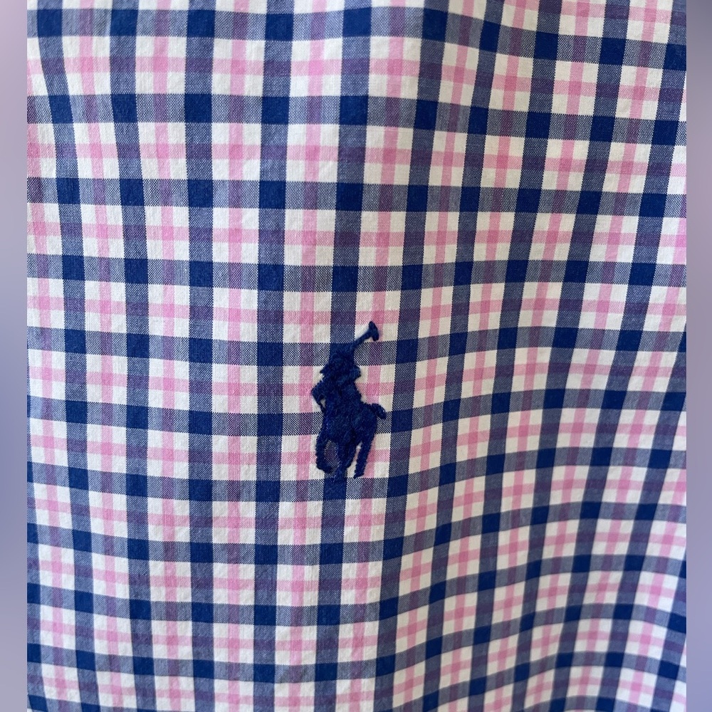 Ralph Lauren Men’s Blue and Pink Long Sleeve Button Down.  Size Large.